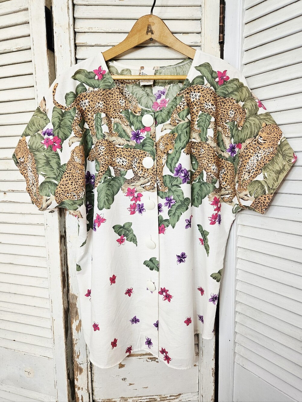 Vintage 80s 14th Place Leopards And Leaves Short Sleeve Button Up Blouse Large